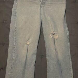 Distressed Light Blue Levi’s Women's Jeans